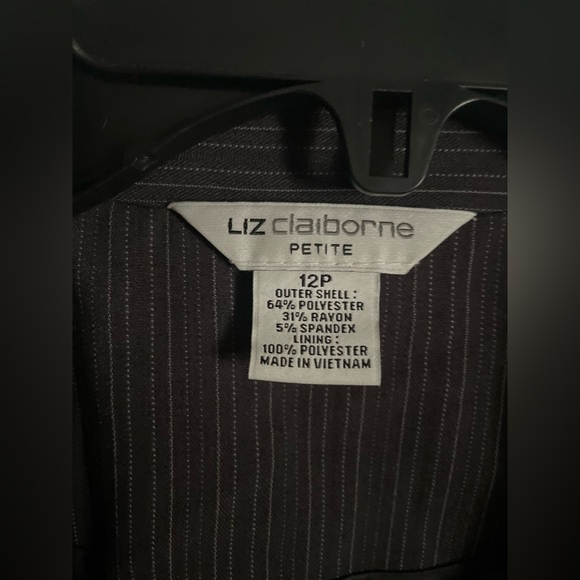 Liz Claiborne Petit  Long Sleeve Blazer - Picture 2 of 12